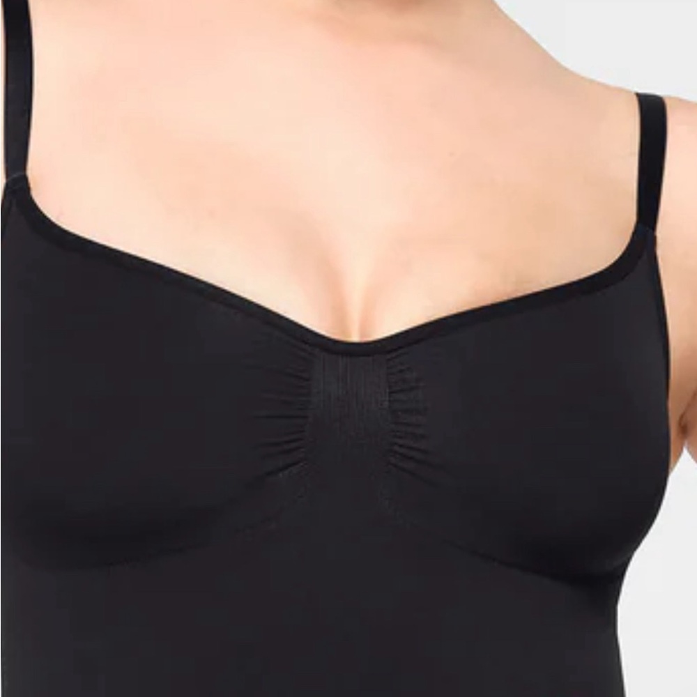 SKIMS body shaper NWOT - Picture 3 of 7